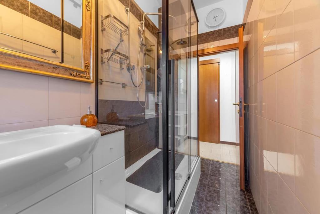 - Duomo - San Siro- Free Parking Appartement *