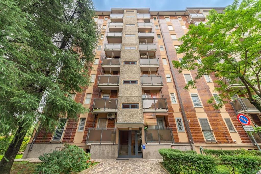 - Duomo - San Siro- Free Parking Appartement